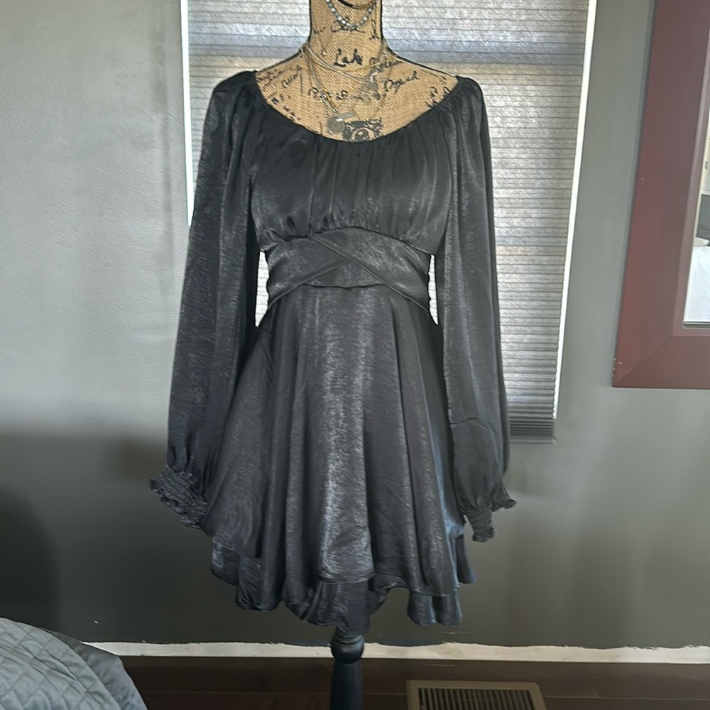 Gorgeous ruffled black dress
